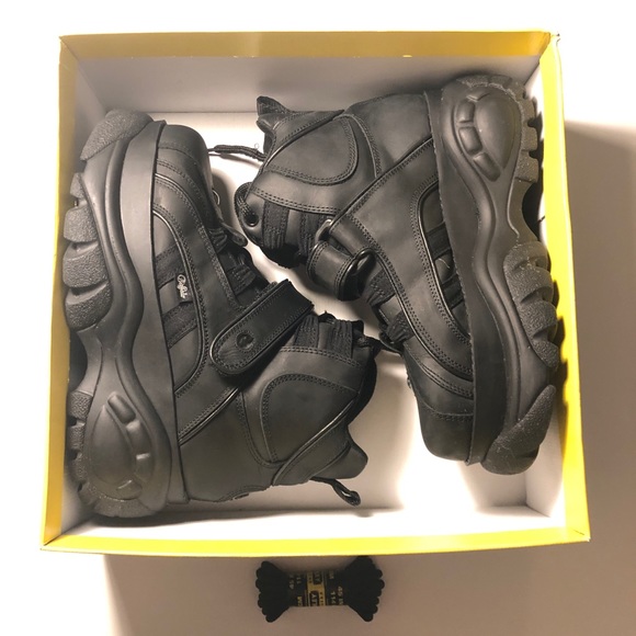 SOLD Buffalo Classic Platform High-Top Sneakers - Picture 3 of 7